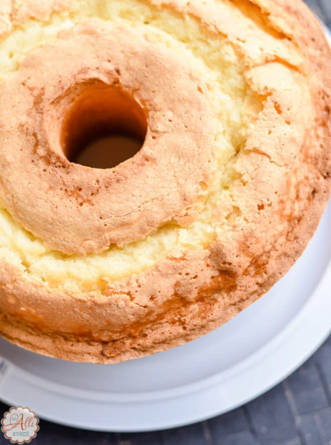 Dad's Sour Cream Pound Cake