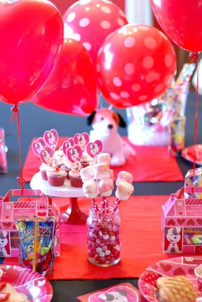 Valentine's Day Tablescape