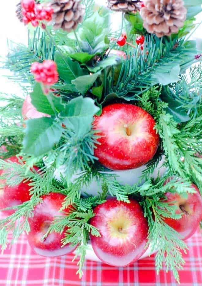 Easy DIY Holiday Centerpiece