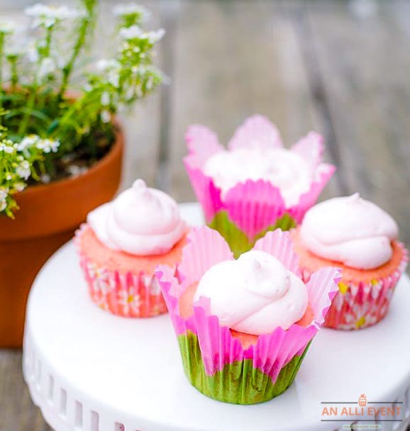 Cake Plate With Four Strawberry Cupcakes