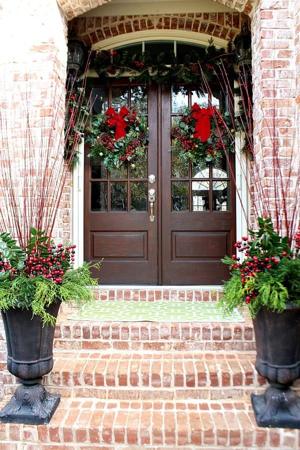 Decorate Your Porch for Christmas