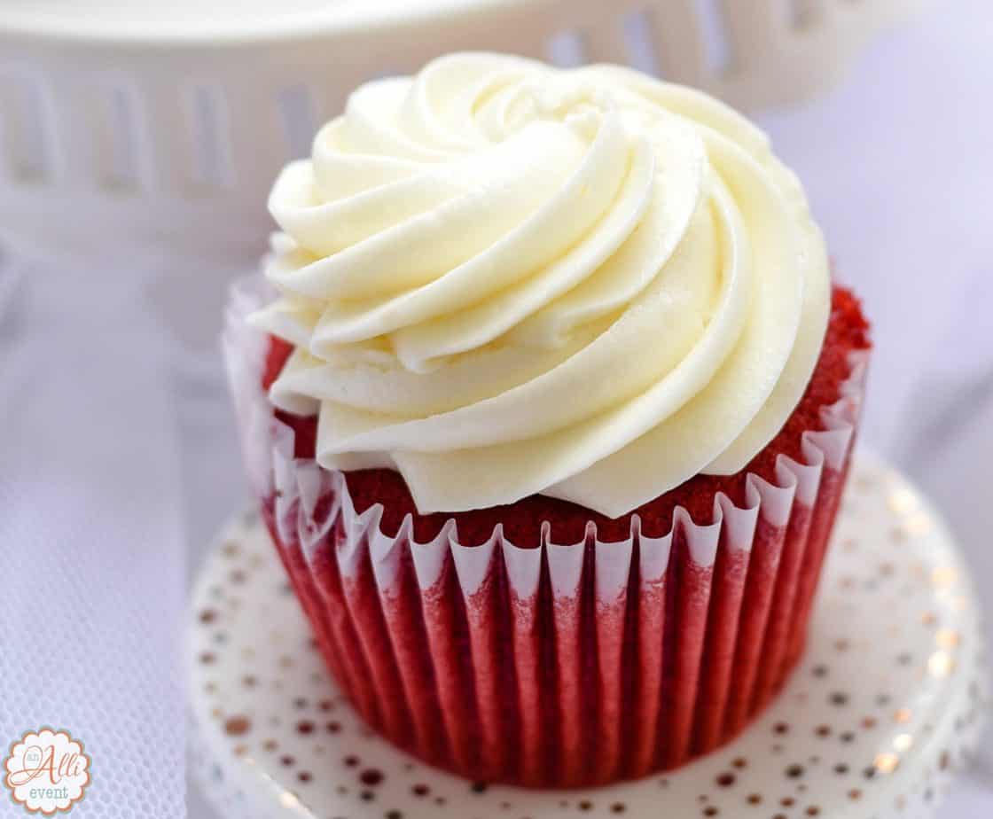 How to Make Amazing Red Velvet Cupcakes - An Alli Event