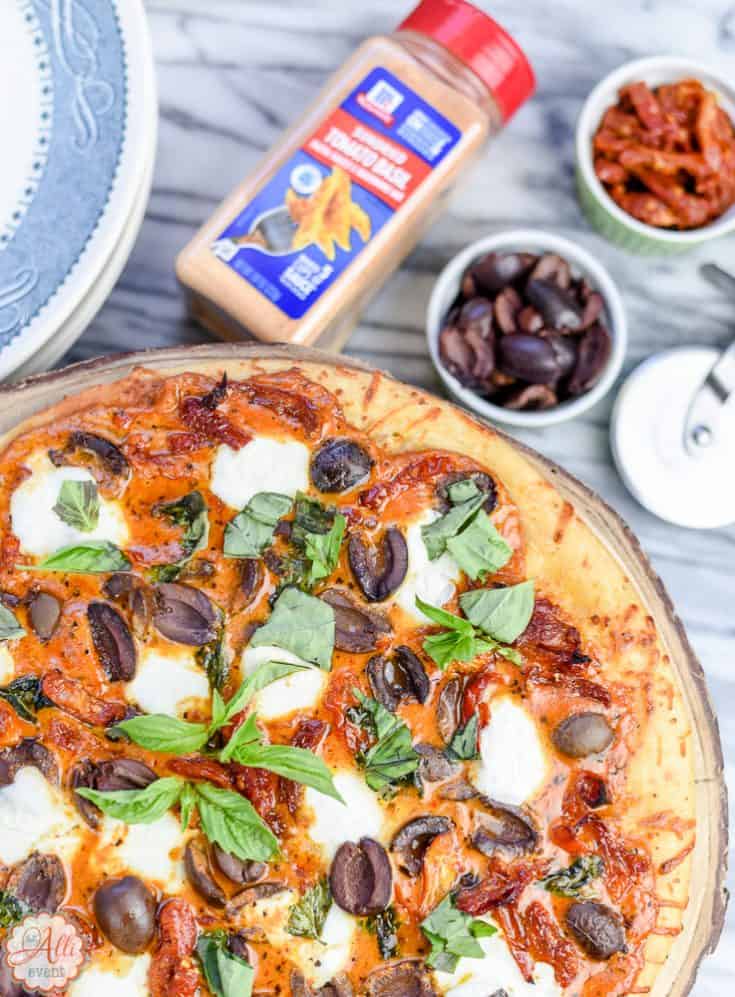 Sundried Tomato and Mozzarella Pizza