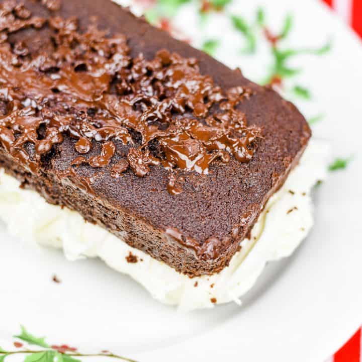 Whoopie Pie Cake with Chocolate Ganache