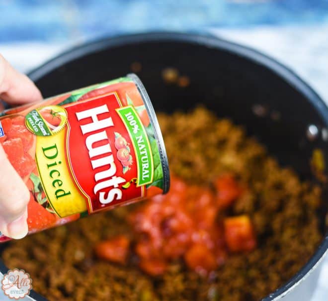 Add tomatoes to make Chili Chili Bang Bang