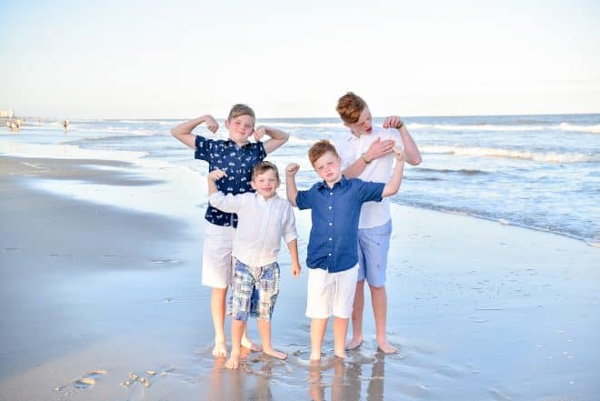 Beach Photo Tips - Boys Playing