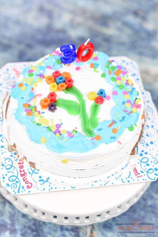 How to Easily Decorate a Birthday Party Ice Cream Cake