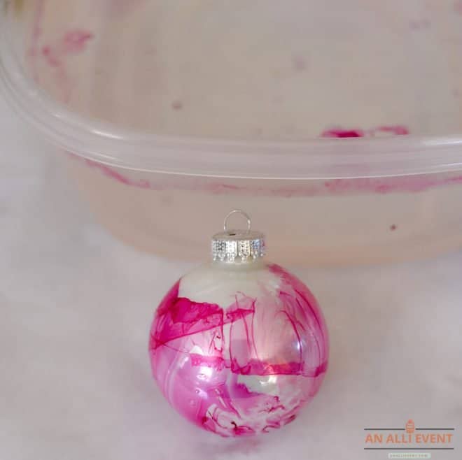How to Make DIY Marbled Ornaments