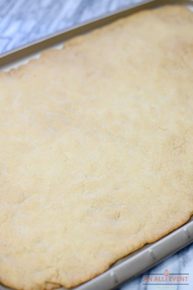 Golden Brown Sugar Cookie Crust