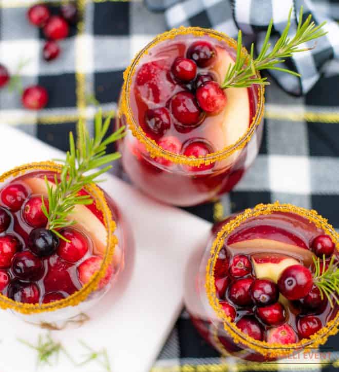 Cranberry-Spritzer-Mocktail