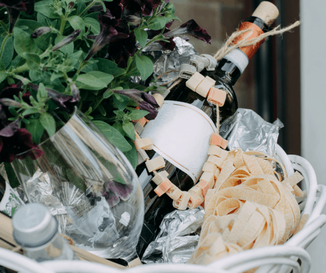 Honeymoon Gift Basket Ideas Filled With flowers, champagne