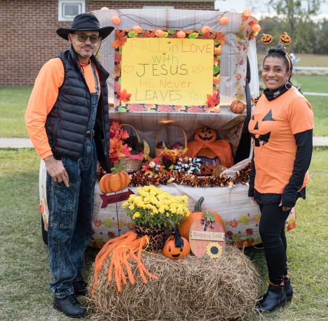 Fall themed trunk.