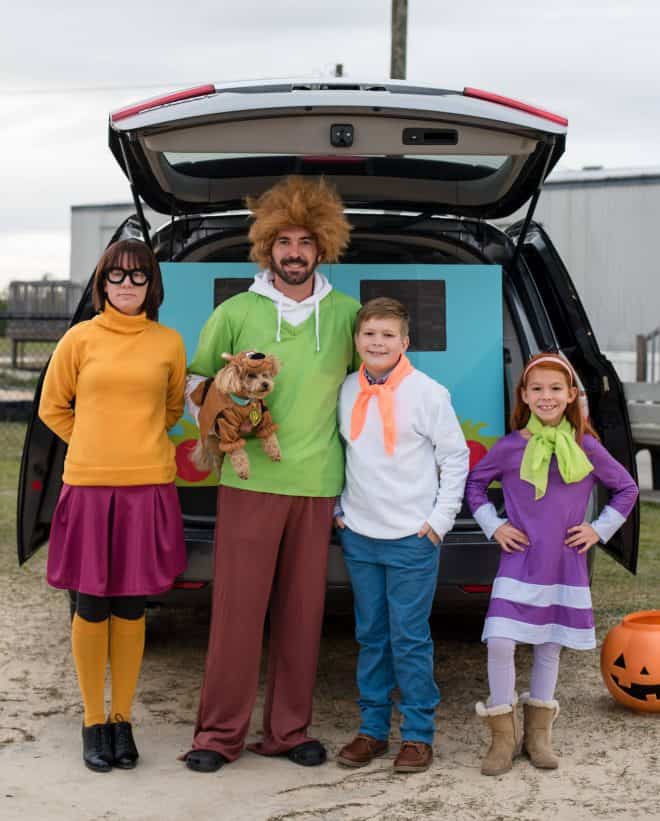 New Trunk Or Treat Ideas - a family dressed up like the Scooby Doo bunch