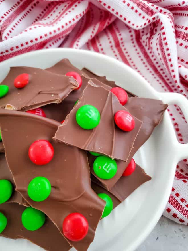Easy Chocolate Bars With M&Ms