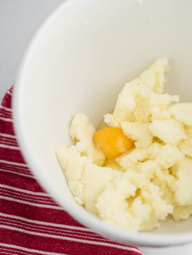 eggs added to creamed butter and sugar in mixing bowl