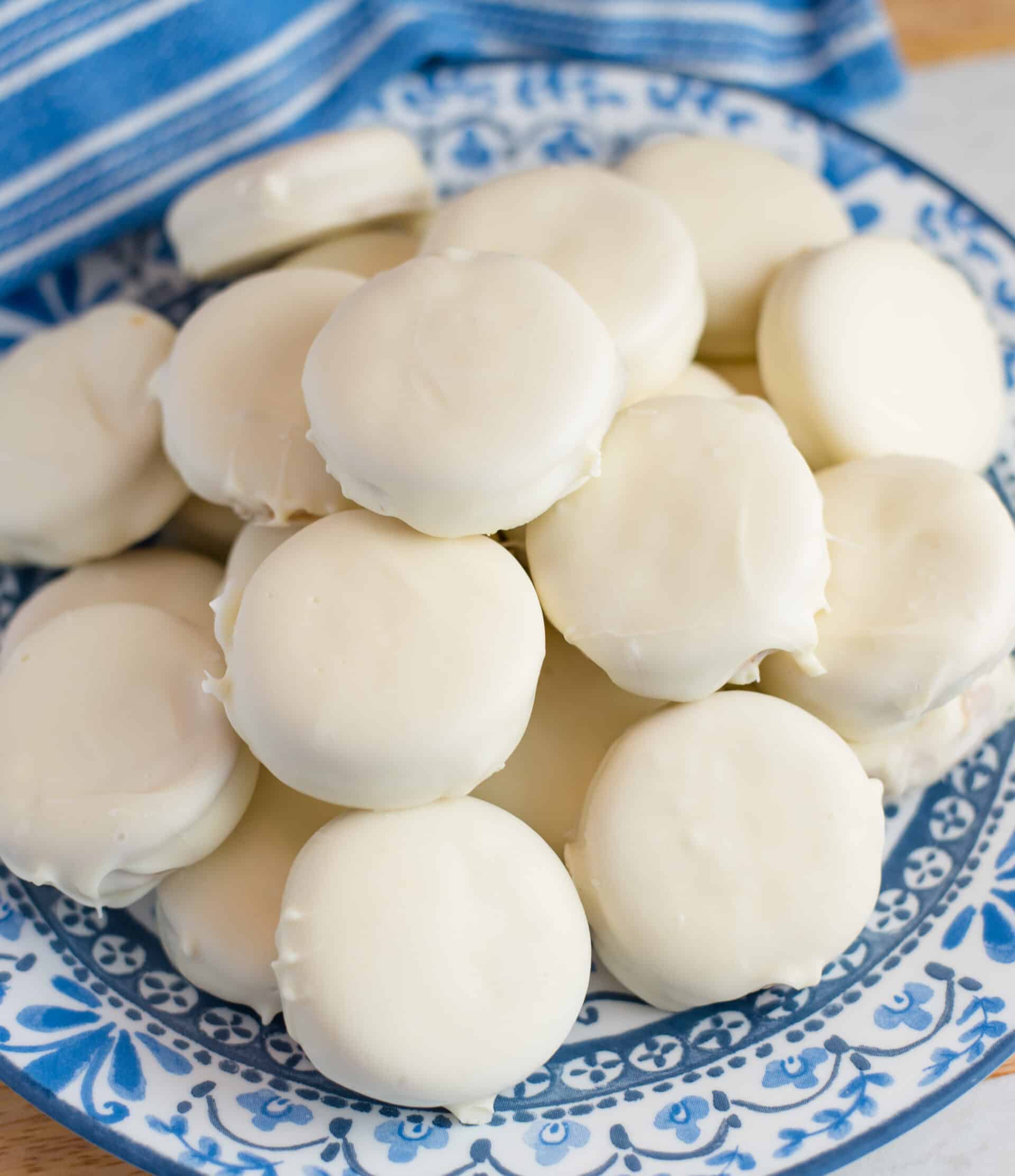 White Chocolate Covered Peanut Butter Ritz Crackers An Alli Event