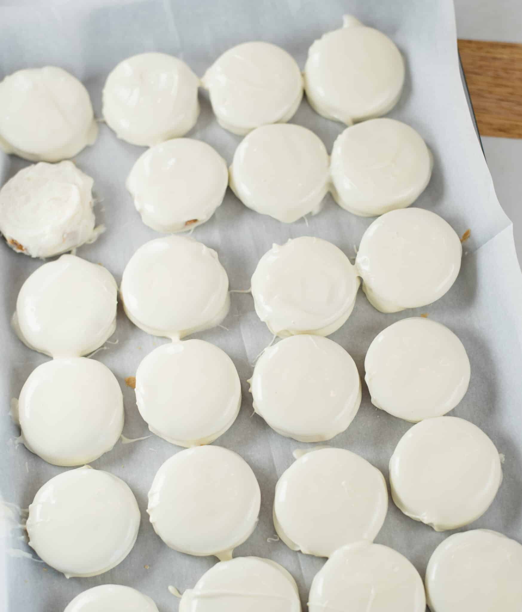 White Chocolate Covered Peanut Butter Ritz Crackers An Alli Event