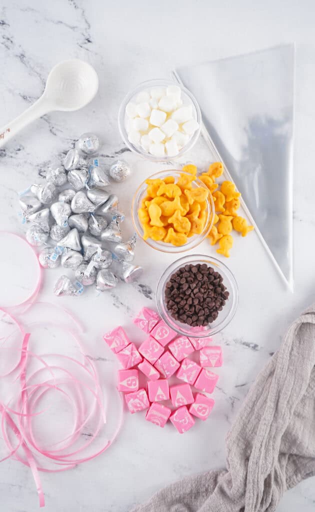 Ingredients needed to make Pencil Treat Bags