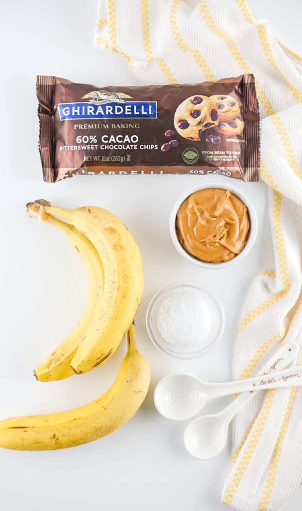 Ingredients to make Chocolate Banana Bark - bananas, dark chocolate, peanut butter and sea salt
